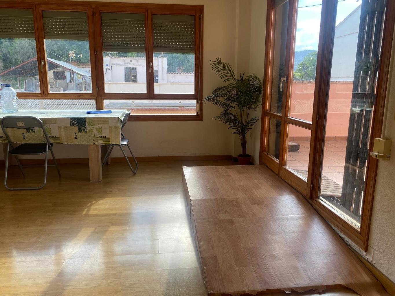 Flat with garage and storage room in Alcoy — image 4
